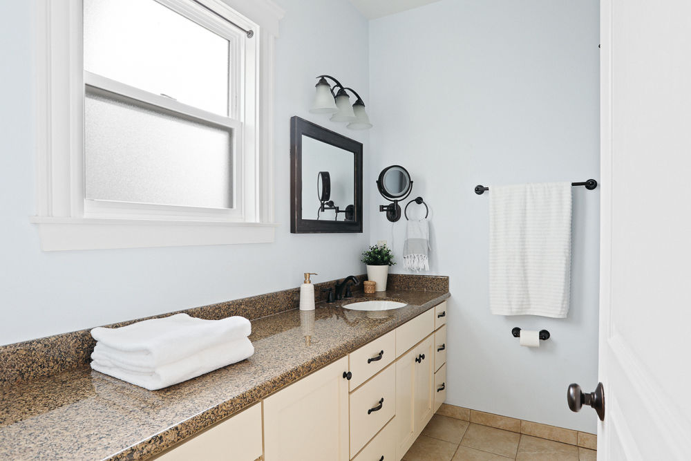 734_milo_terrace_mls__virtuallyherestudios.com16.jpg